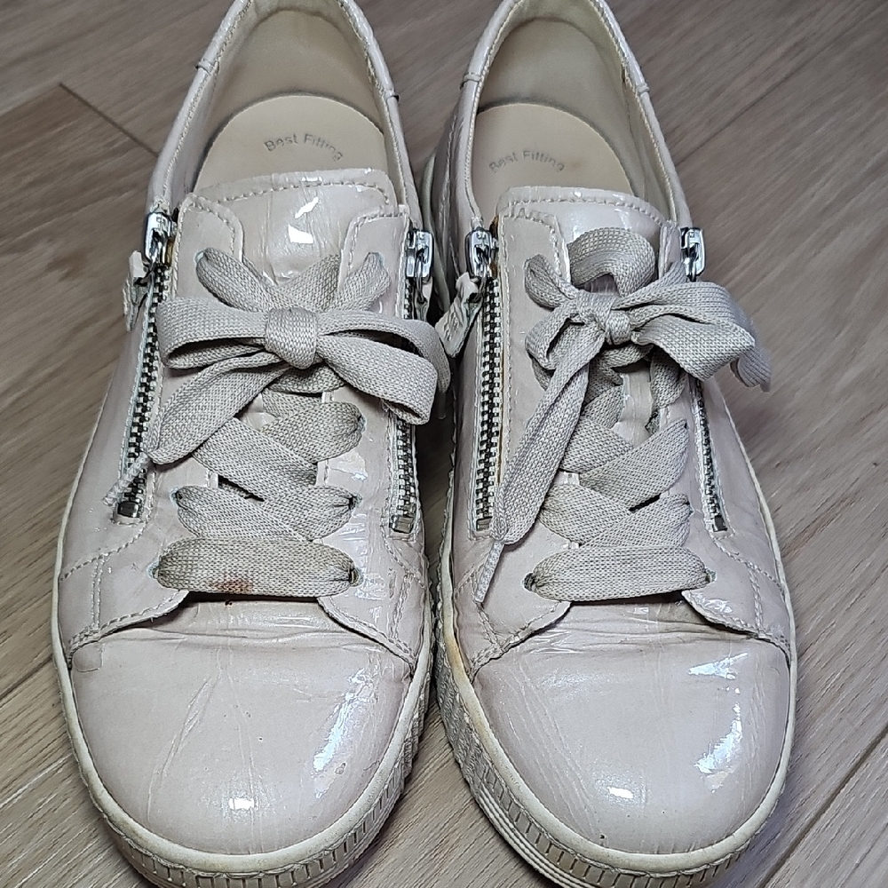 Gabor Cream Women's Sneakers with Zipper and Bow